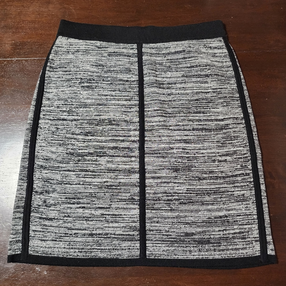 Ann Taylor XS Knit Skirt Cotton Blend EUC